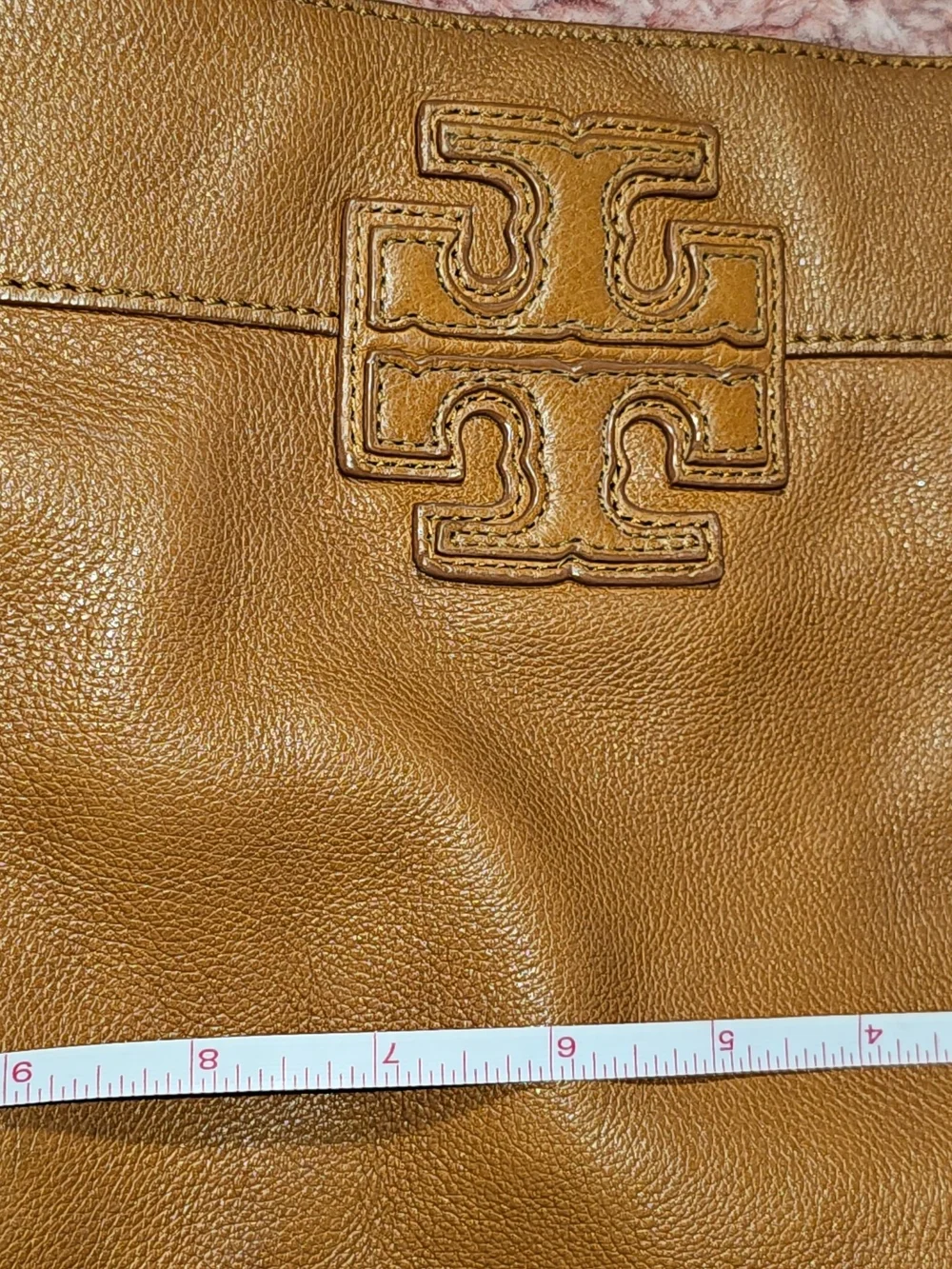 Tory Burch Camel Pebbled Soft Leather Chain Detail Crossbody Bag